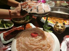 -袁老四重庆老火锅(桐梓坡店)