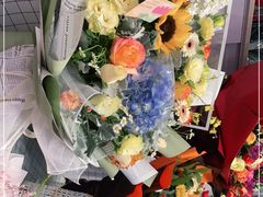 -宝鸡东道花鸟鱼虫市场(吉利花园商场店)
