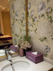 -蕾蕾美颜美容美体