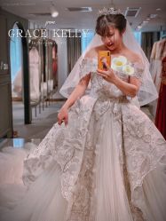 点击看大图 -GRACE KELLY婚纱与礼服(北京店)