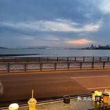 露天海边拍照｜车来车往是最好的背景📷