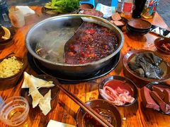 -岗上渣渣老火锅(两路口店)