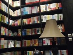 android_upload_pic-钟书阁(松江泰晤士小镇店)