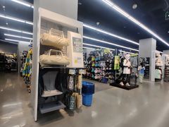 -迪卡侬(大英山店)