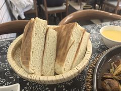 -八两八金·莱芜特色炒鸡(市南漳浦路店)