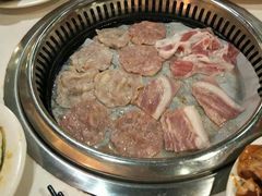 -北京汉丽轩海鲜烤肉自助火锅一体(中百店)