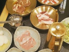 -臻牛烤肉