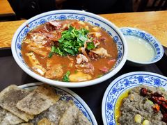 卤煮火烧-门框胡同百年卤煮(新街口店)