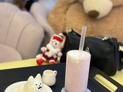 -LINE FRIENDS Garosu-gil Flagship Store