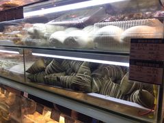 面包甜点陈列柜-白玉兰食品(甜云店)