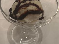 -龙虾酒吧扒房(宁波香格里拉店)