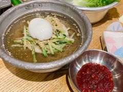水冷面-姜虎东白丁烤肉(虹桥天地店)