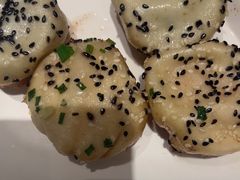 -小杨生煎(百联嘉定购物中心店)