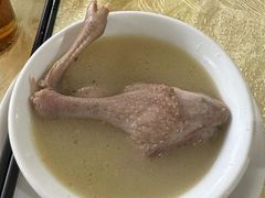 -红旗山庄(圭峰山店)