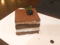 -GreyWhale灰鲸餐厅(武汉国际广场店)