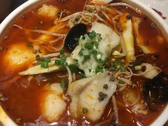 -渝是乎酸菜鱼(龙旗购物中心店)