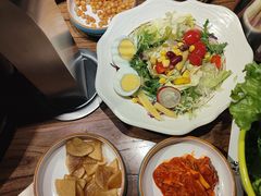 -明洞阿姨·韩式酱蟹烤肉·创意料理(三元桥店)