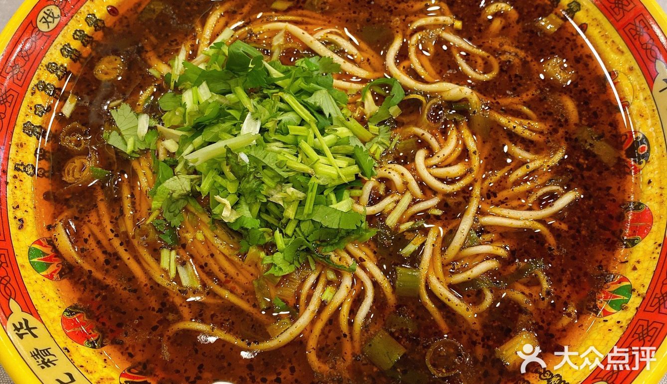 呼和浩特托县民中拉面