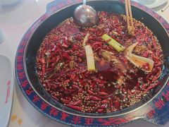 -何师傅美蛙鱼头(汉街店)