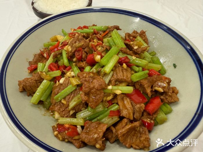 新新湘菜馆(新中街二条店)小炒黄牛肉图片