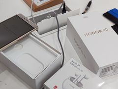 -荣耀授权专卖店(黄浦浙江中路店)