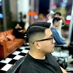 -MARTIN'S BARBER SHOP男士理发馆