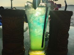 -Sunset Bar(丹绒亚路香格里拉店)