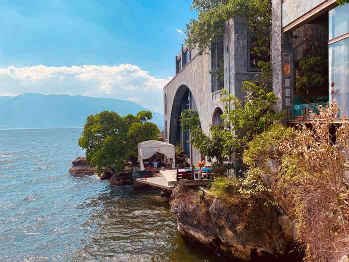 千里走单骑杨丽萍艺术酒店-"位于玉几岛的最佳位置,一共只有7间房,房.