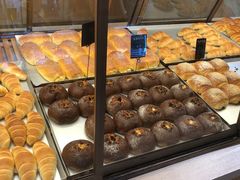 -Dough&Joe团憩(瑞虹天地月亮湾店)