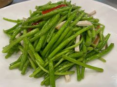 芦蒿苔炒香干-味雅大酒店