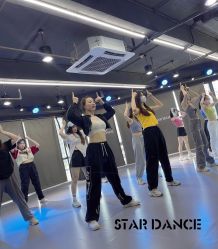 -STAR舞蹈工作室