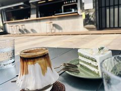 -三勾JJJ Burger&Coffee(梅溪湖店)