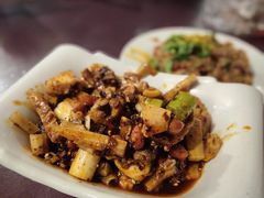 凉拌鸡块-百年粉蒸牛肉