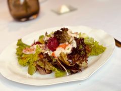 温大虾沙拉，牛油果，番茄-Jean Georges