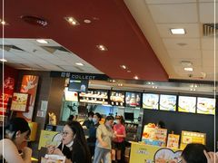 大堂-麦当劳(龙湖时代天街店)