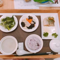 -海豚湾高端月子会所(黄浦店)