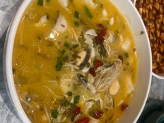 金汤酸菜鱼-聚丰园•湖鲜餐厅(阿红私房菜梅石路店)
