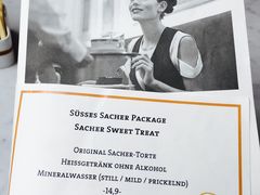 -Cafe Sacher(WIEN)