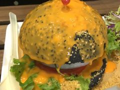 网红瀑布牛肉菠萝包-肥韬茶餐厅(南山mini店)