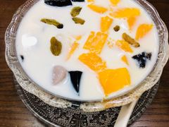 芒果烧仙草-大甜九港式甜品(武林店)