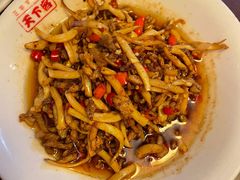 鱿鱼炒肉丝-天下客饭店(中山路店)