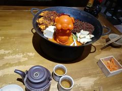 -白乐天毛肚火锅馆(解放碑店)