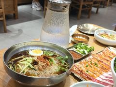 -青瓦餐厅·生鱼片·韩园烤肉(西塔店)