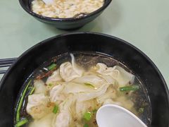 鲜肉小馄饨-白玉兰小吃(新村路店)