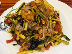 -老潍县美食街(东方路店)