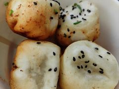 -香山胡记吴江路生煎(灵山路店)