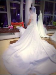 -爱纱嫁衣婚纱礼服馆