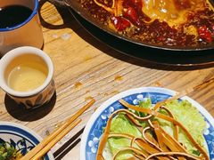 -旧街市鲜货老火锅(大光路店)