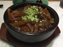 肉汁萝卜煨牛筋-那家小馆•北京菜•烤鸭(中关村店)