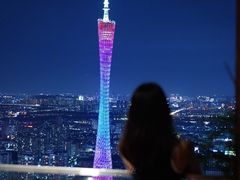 -广州柏悦酒店·悦吧·顶楼露天酒吧